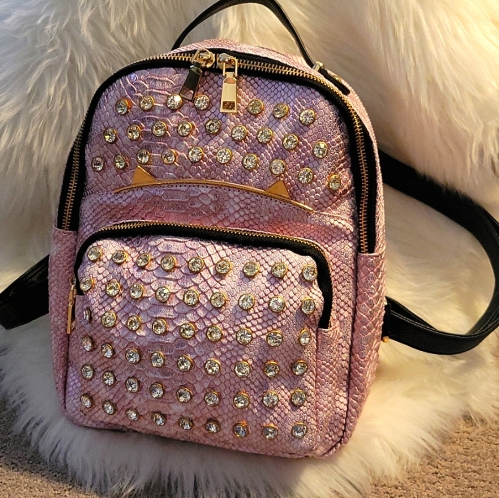 NWOT!! Lizard Pink Print Mini Backpack